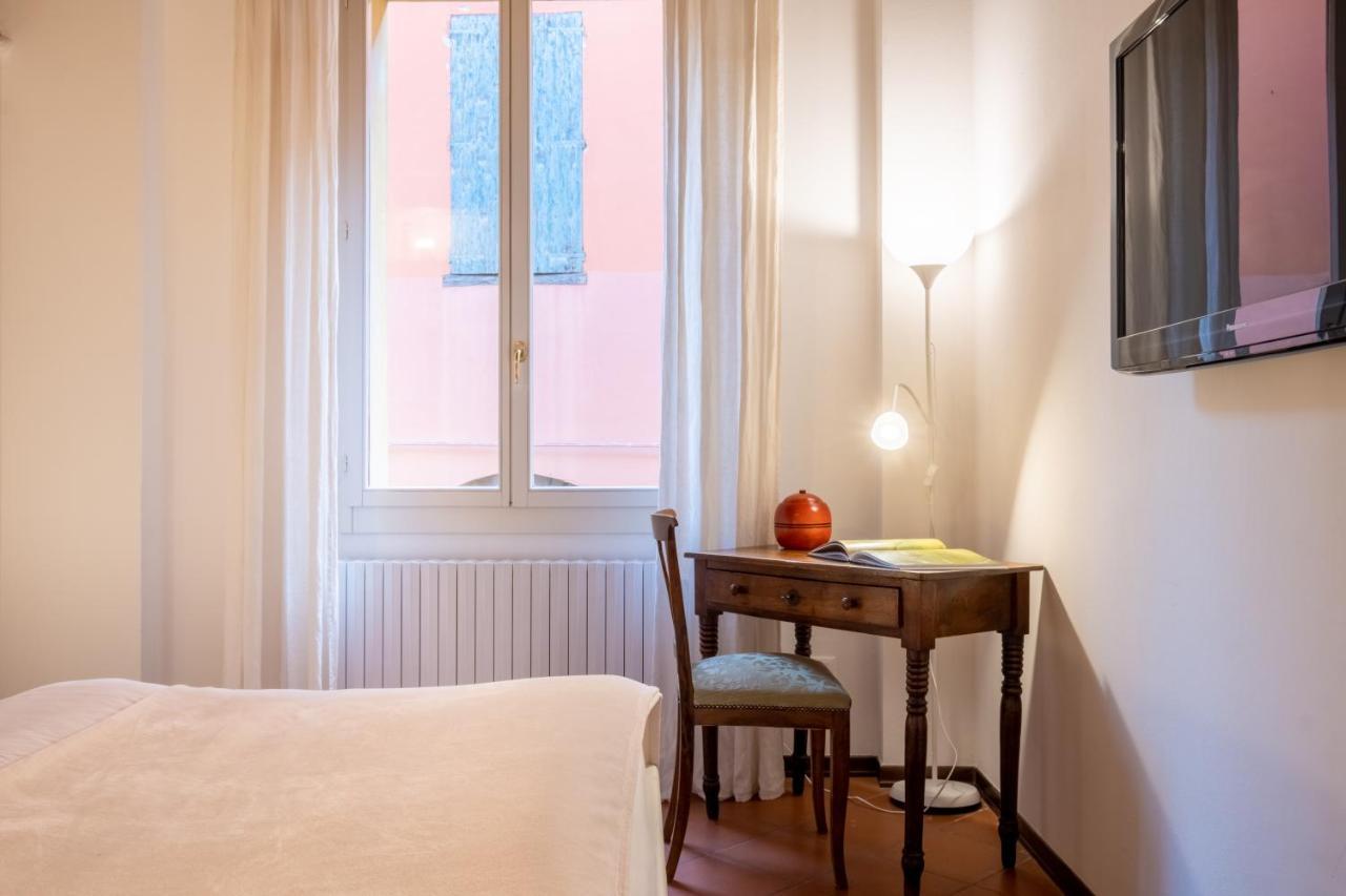 Lo Scrigno Delle 2 Torri! Nel Cuore Del Centro, Vicino A Via Rizzoli Bologna Bagian luar foto